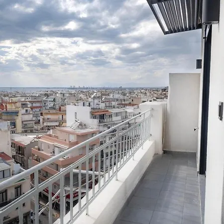 Apartment Infinity Living *