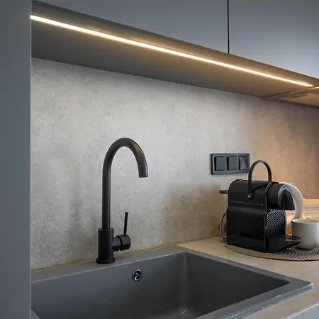 Infinity Living 아파트